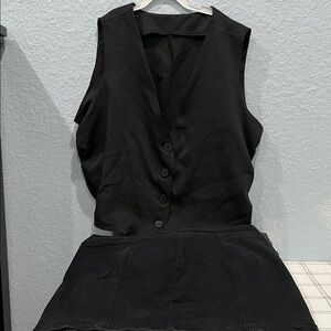 Black Button-Up Vest And Mini Skirt Set. Size 1X.